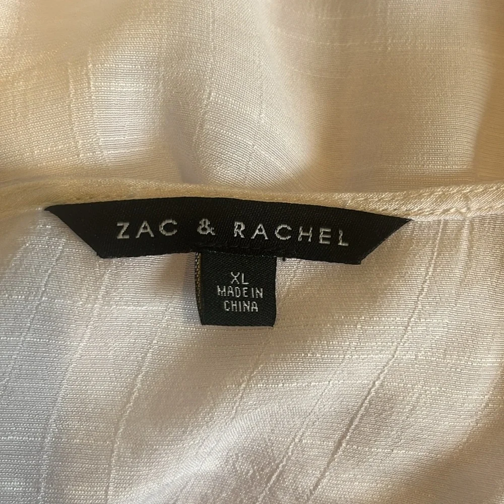 Zac & Rachel White Blouse with Elegant Design size XL - Picture 8 of 11